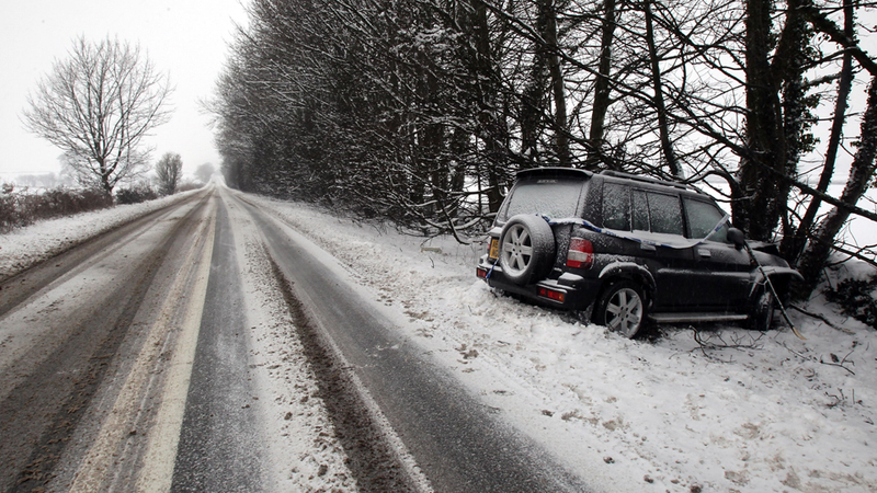 Illustration for article titled The Ten Best Ways To Improve Your Winter Driving